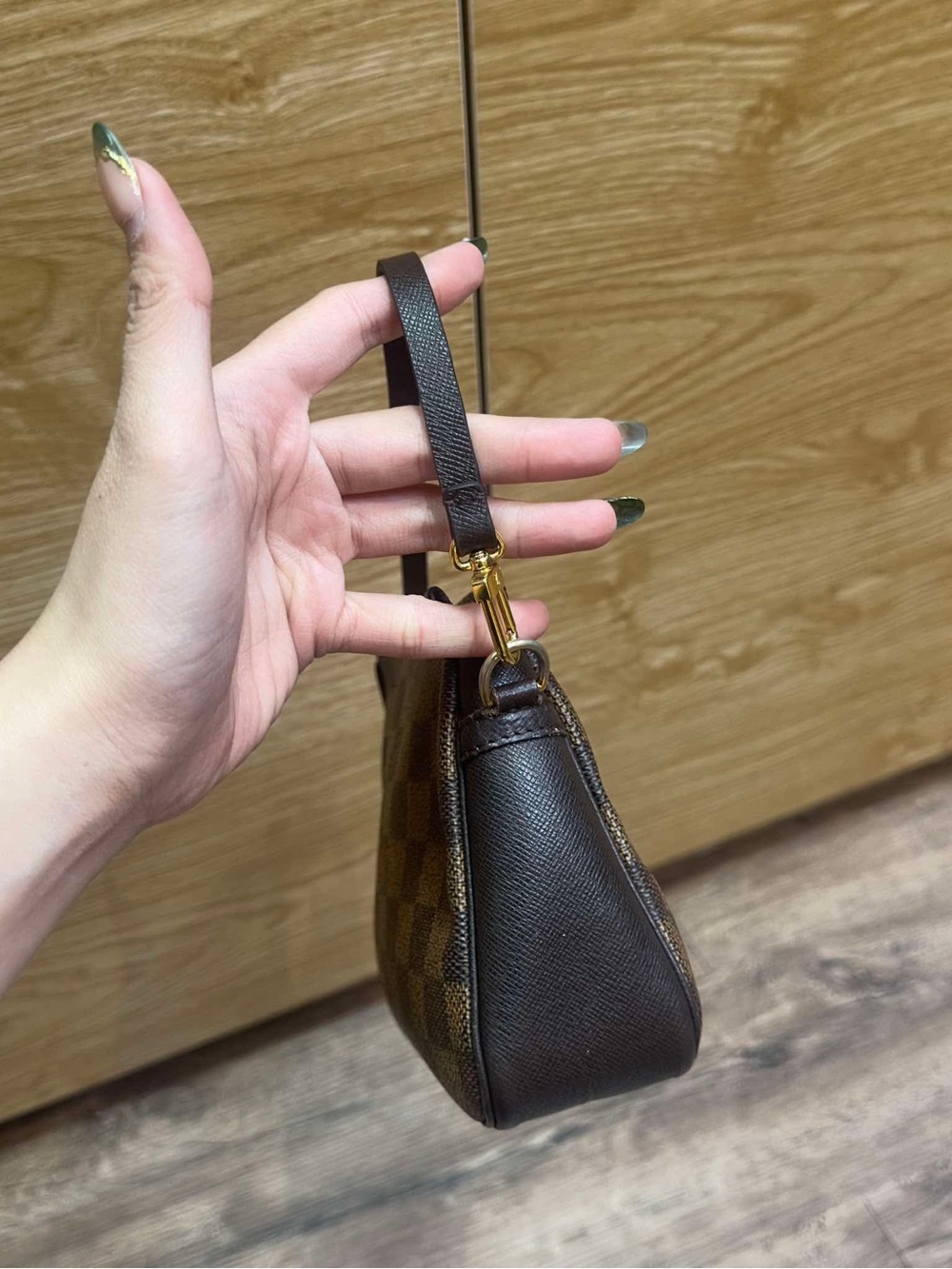 Louis Vuitton Brown Checker Mini Top-Handle Bag with Gold Hardware - Picture 3 of 5